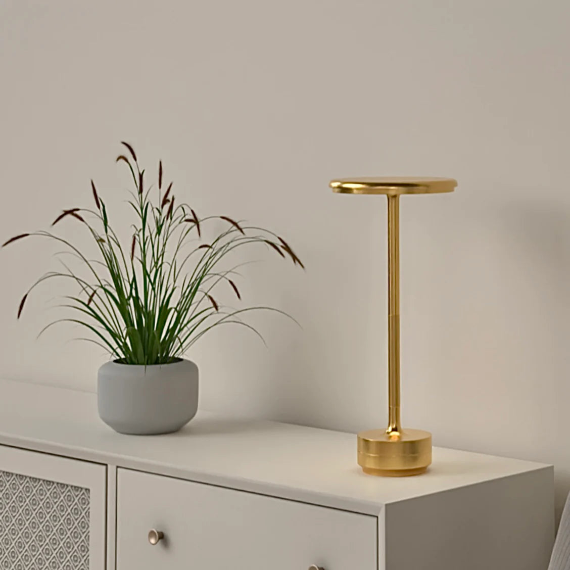 AromaLight - Touch Dimming Lamp